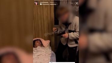 В Киеве подростки издевались над беззащитной бабушкой