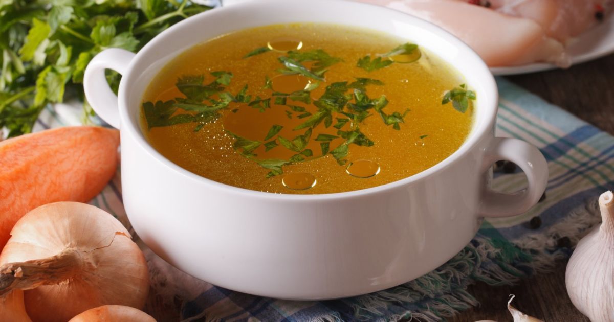 Як приготувати бульйон з магазинної курки