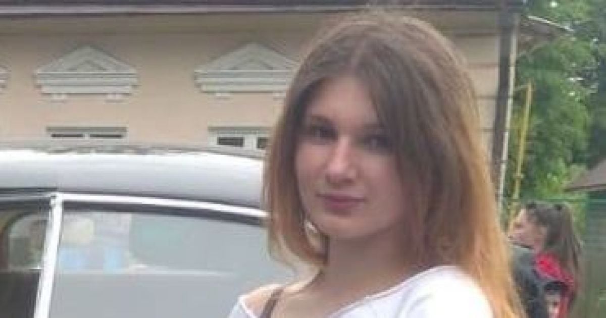 Вийшла з дому і не повернулась: на Прикарпатті п'яту добу розшукують зниклу 16-річну дівчину (фото)