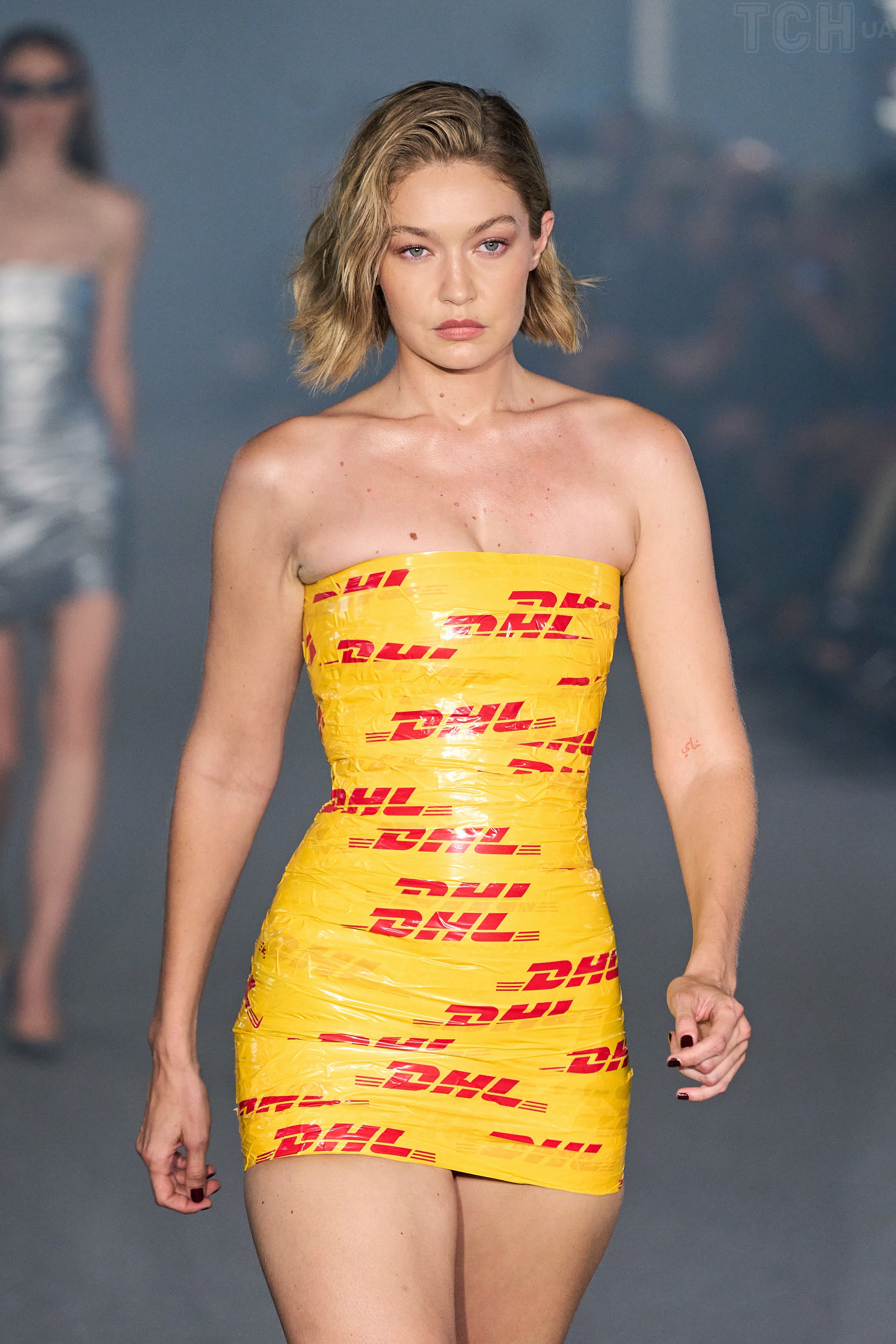 Музыкалық порно клип үлкен мүшесі