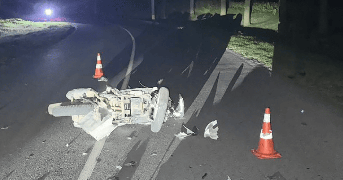 Розбитий у ДТП на Львівщині мотоцикл