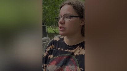 Дівчина, яка проживає навпроти атакованого будинку у Києві, розповіла про пережите