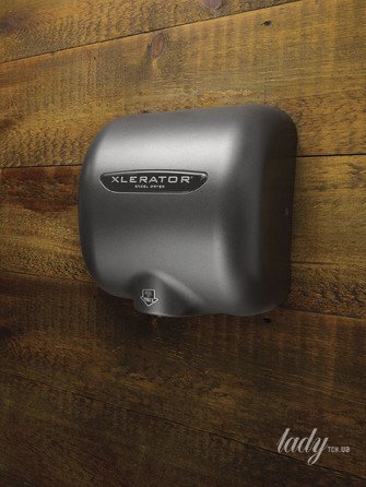 чому повітряні сушарки для рук — не найкраща ідея