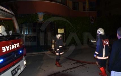 В Турции вспыхнул пожар в посольстве Украины