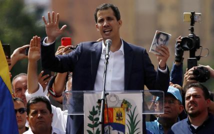 Страны Америки одна за другой начали признавать лидера оппозиции Гуайдо президентом Венесуэлы