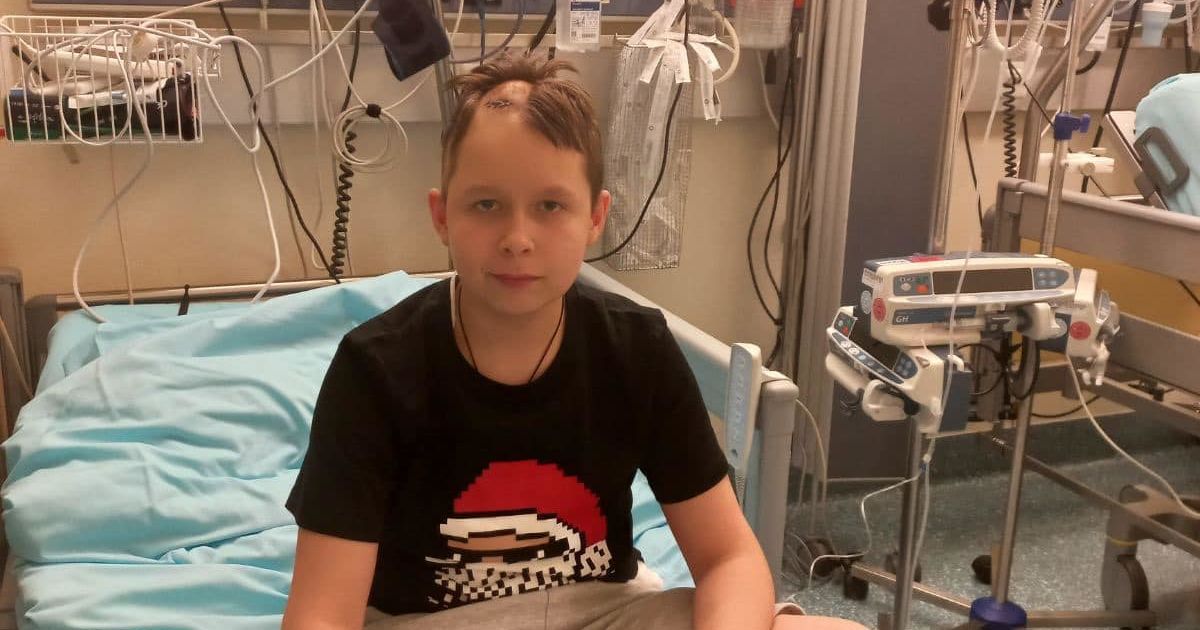 Закарпатец Дмитрий уже в третий раз вынужден бороться с опухолью в голове