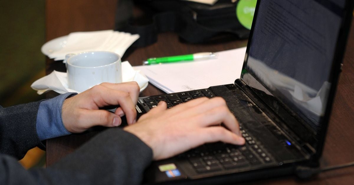 Епоха віддаленої роботи триває: топ-5 вакансій за зарплатою у жовтні