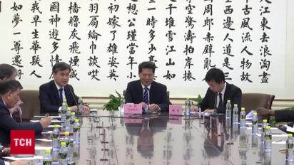 Китай хочет усадить за переговоры и Украину, и Россию