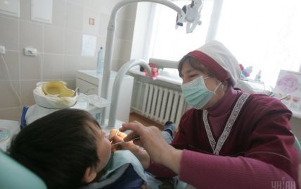 Предварительная запись, опрос, меры безопасности: как будут оказывать стоматологическую помощь в Киеве во время карантина