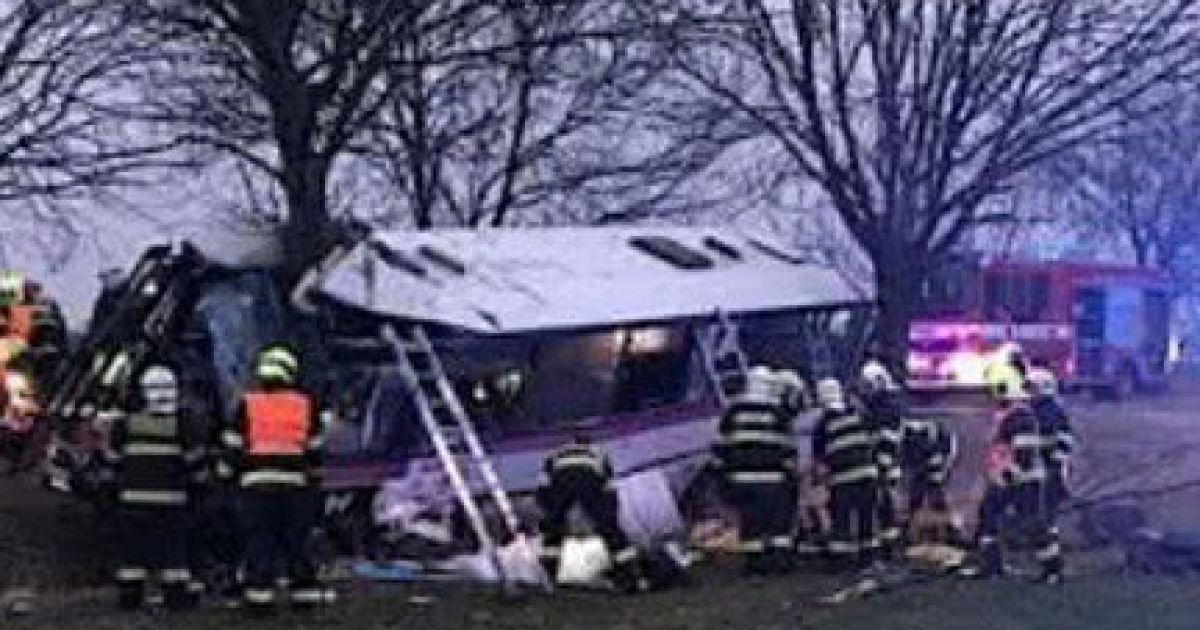Біля Праги сталася масштабна ДТП: 3 загиблих і майже півсотні поранених. МЗС з'ясовує, чи є українці