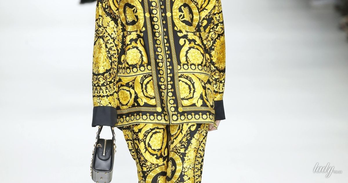Коллекция Versace прет-а-порте сезона весна-лето 2018 / © East News
