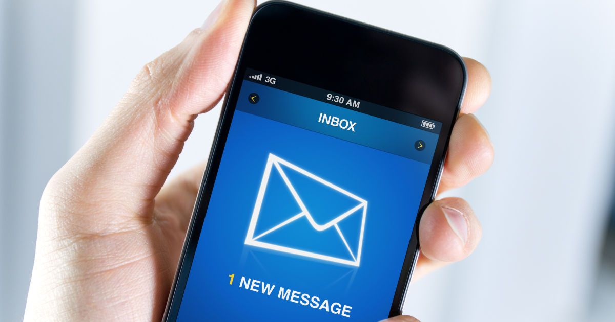 Киевлянам будут присылать SMS об изменениях движения транспорта и отключении воды и света