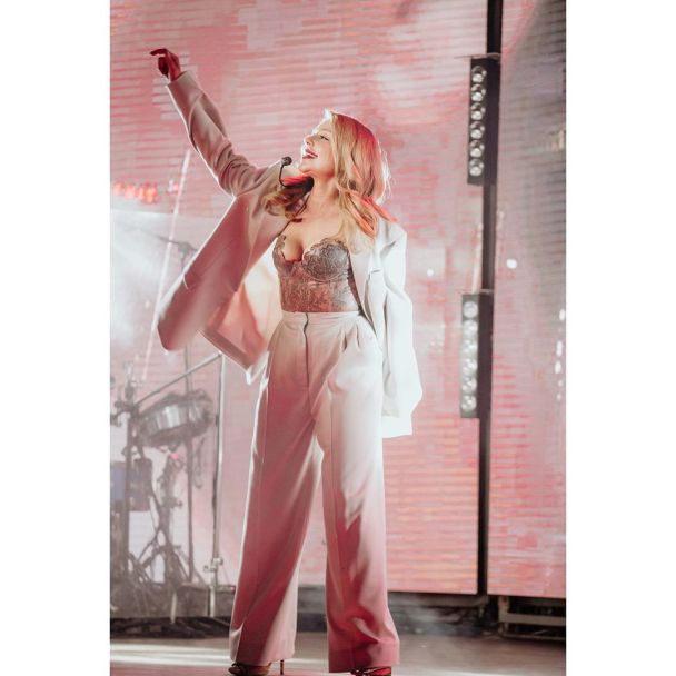  / © instagram.com/tina_karol