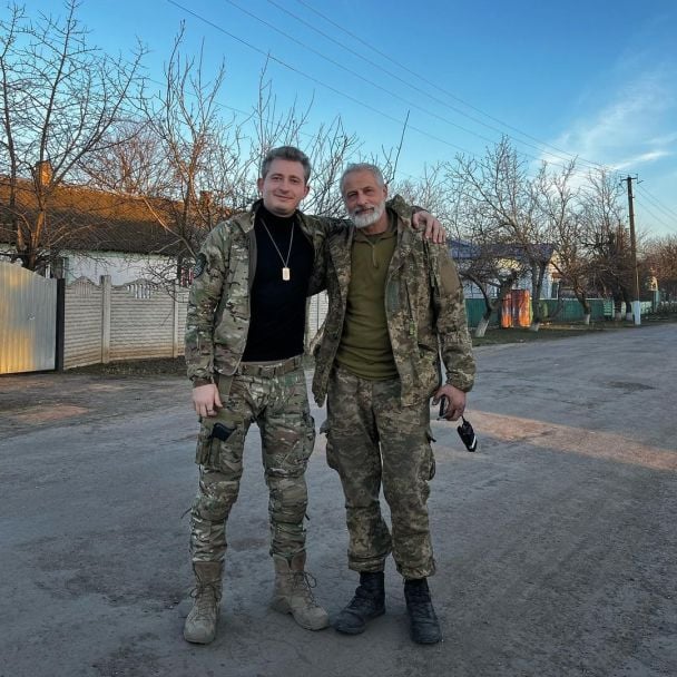 Коля Серга с папой / © instagram.com/thekolya