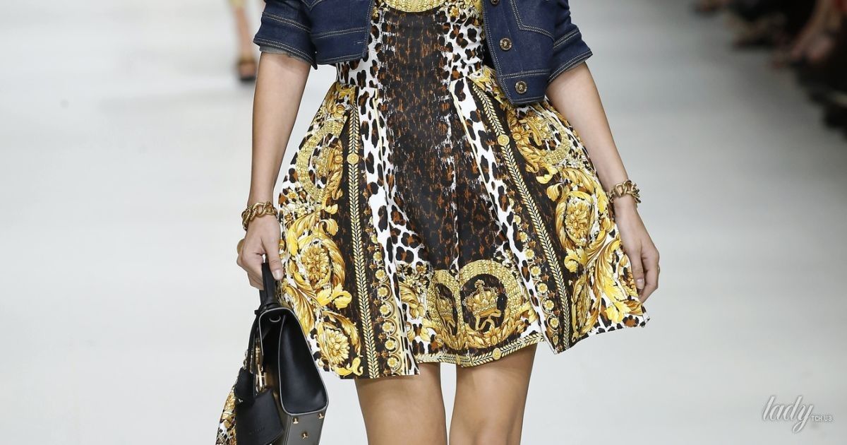 Коллекция Versace прет-а-порте сезона весна-лето 2018 / © East News