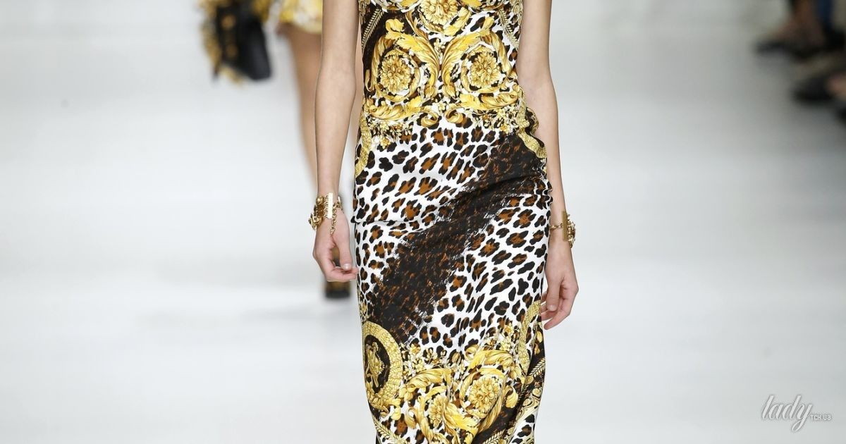 Коллекция Versace прет-а-порте сезона весна-лето 2018 / © East News