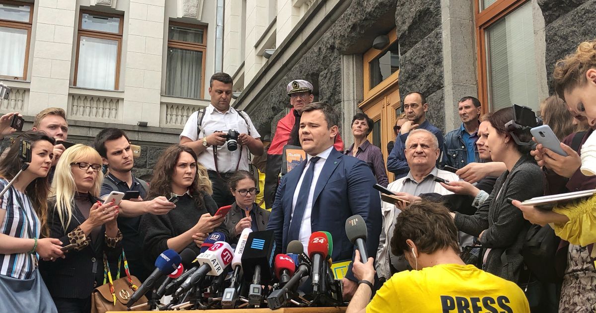 Богдан назвав "допустиму" для Зеленського дату виборів в Раду