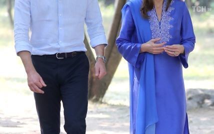 Кейт Міддлтон у яскравому східному вбранні з принцем Вільямом розпочали свій тур Пакистаном