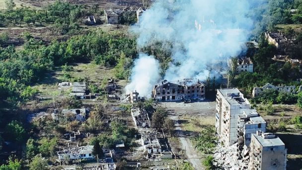 Destruction in Toretsk as a result of hostilities and Russian shelling / Photo: Serhii Okunev / NV