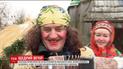 Маланка і коза розносять привітання по хатах українців у Щедрий вечір