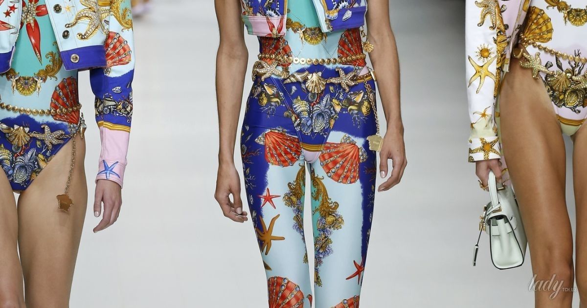 Коллекция Versace прет-а-порте сезона весна-лето 2018 / © East News