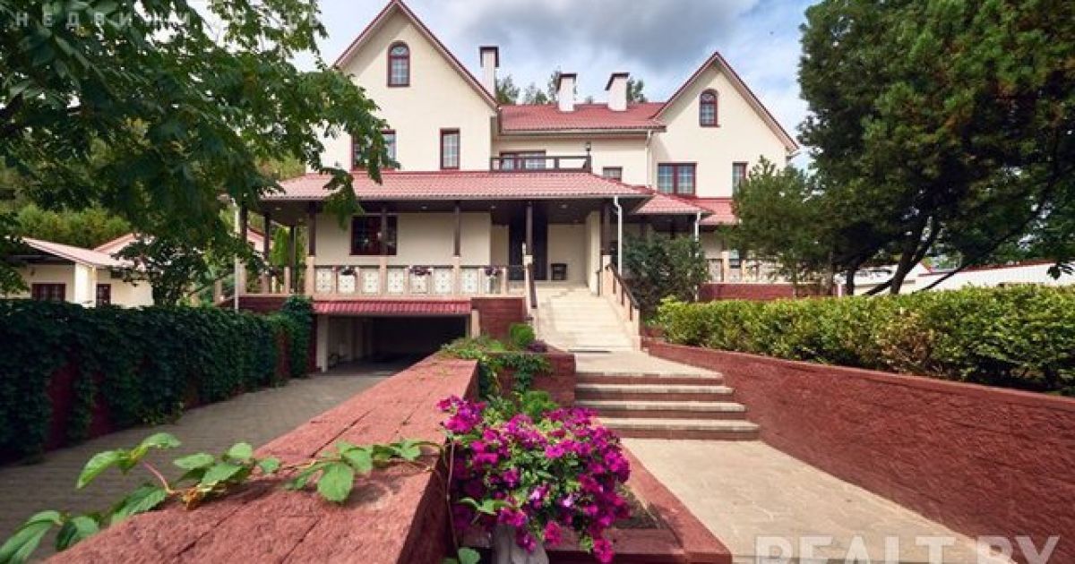 Житель Минска выставил на продажу особняк за 250 биткойнов