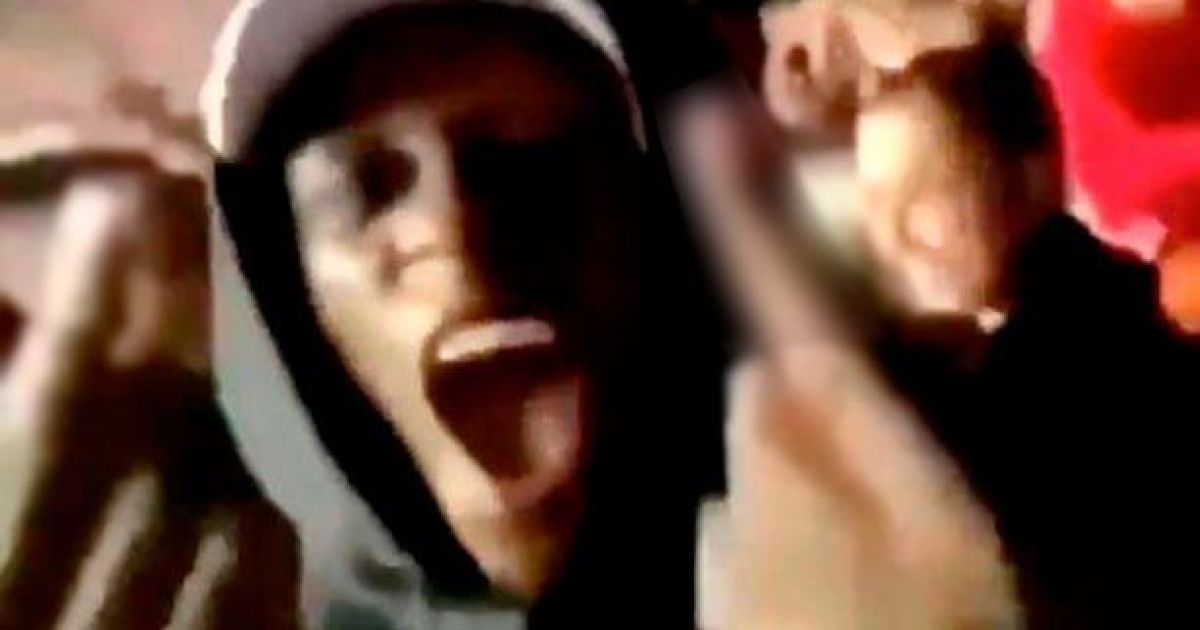 Футболіст "Манчестер Сіті" показав середні пальці, коли "Ліверпуль" пропустив від "Барселони"
