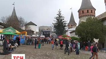 Фортеця у Кам'янці-Подільському перетворилася на середньовічне місто