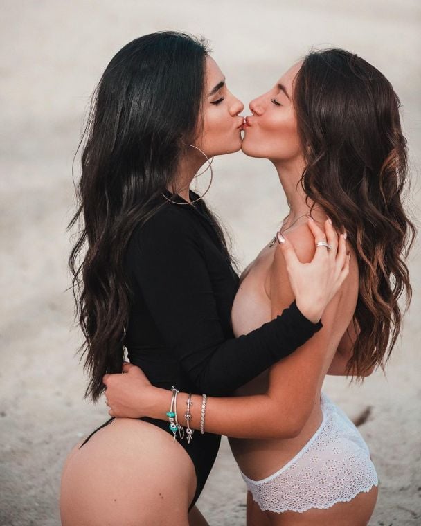  / © instagram.com/annatrincher_official