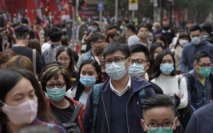 В Китае новым коронавирусом заразилась еще сотня человек, у большинства из которых нет симптомов