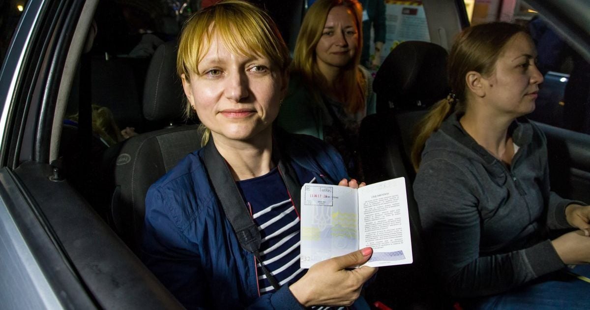 Пошли вторые сутки безвиза: два отказа и почти две тысячи разрешений на въезд