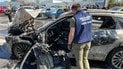 Сгоревшее из-за атаки на Харьков авто