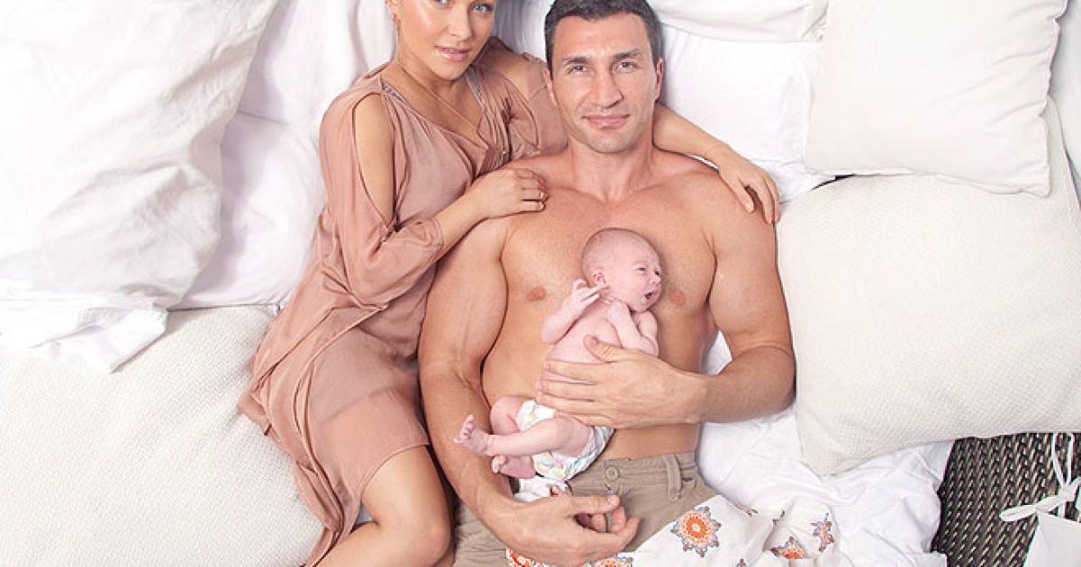 Жена мэра Киеве показала дочку Кличко и Панеттьери