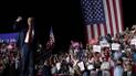 "Готов расцеловать всех": Трамп станцевал перед избирателями