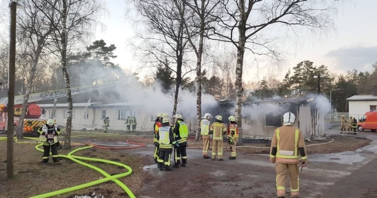У Німеччині згорів табір для біженців, постраждали майже півсотні переселенців