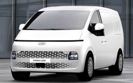Hyundai начала продажи грузовой версии футуристического фургона: сколько он стоит