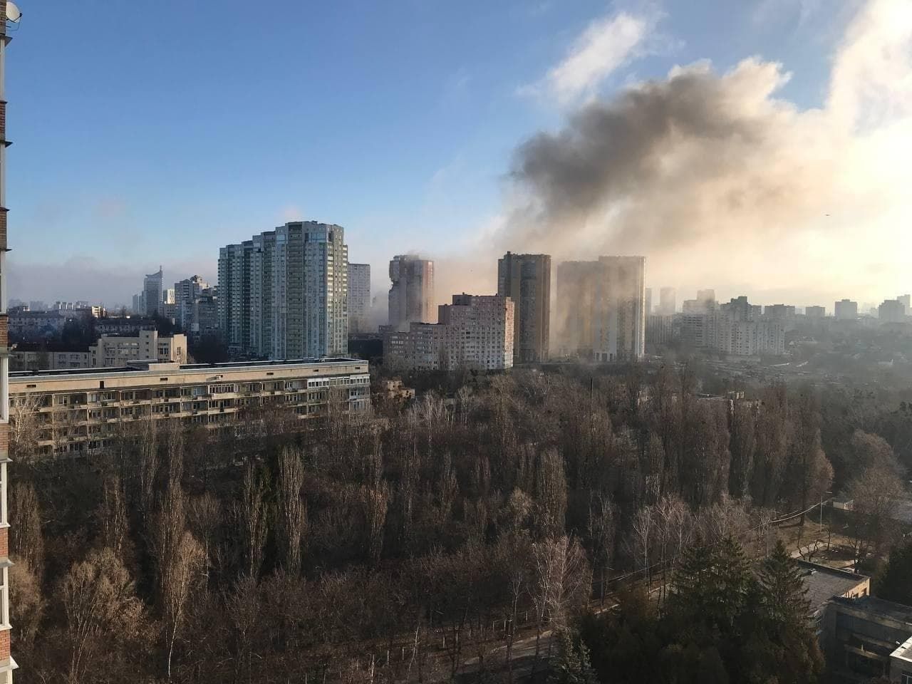 В Киеве снаряд попал в жилой дом в Жулянах — фото, видео — Киев