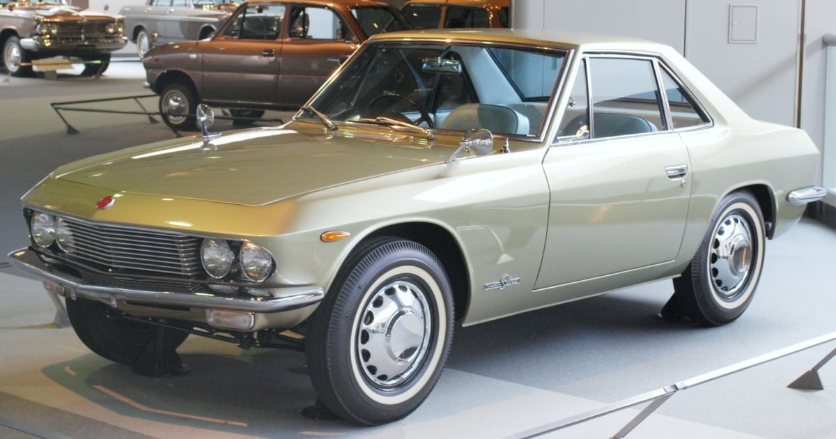 Nissan перетворив свою культову модель 1960-х на сучасний електрокар