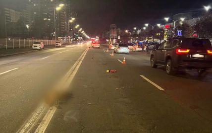 У Києві п'яний водій збив патрульного і намагався втекти: чим усе закінчилось
