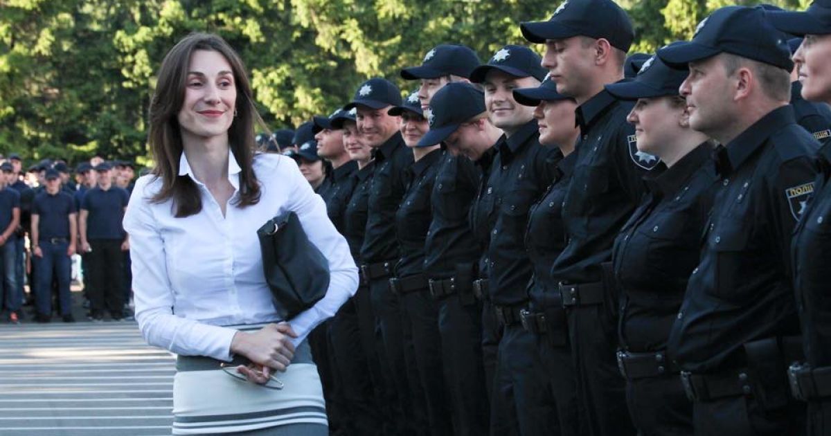 Эка Згуладзе и будущие полицейские / © Юлbя Бабич / Facebook