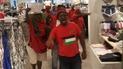 В ЮАР громили магазины H&M за рекламу с чернокожим мальчиком