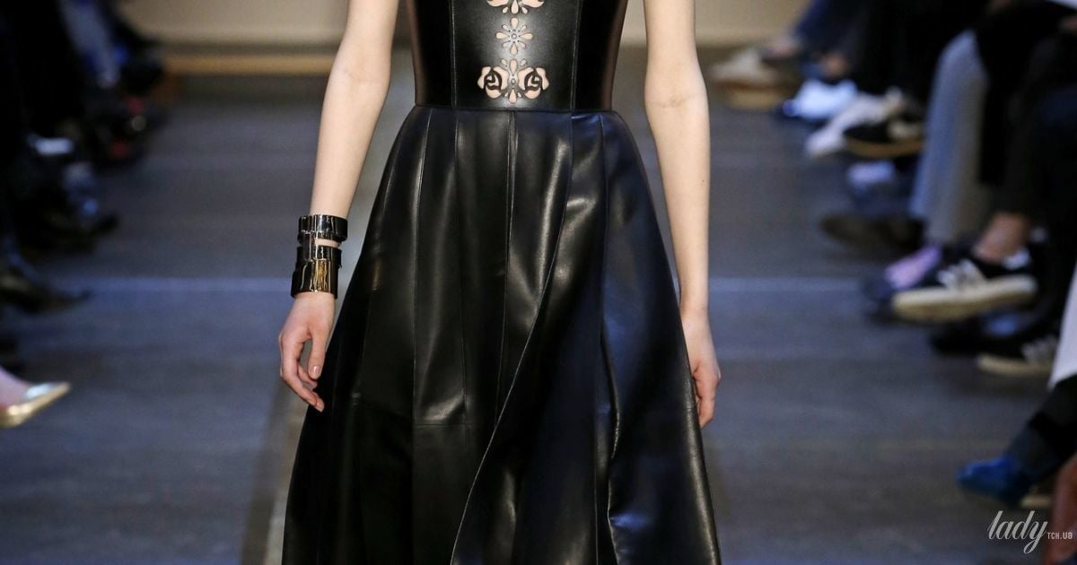 Колекція Alexander McQueen прет-а-порте сезону осінь-зима 2019-2020 / © East News