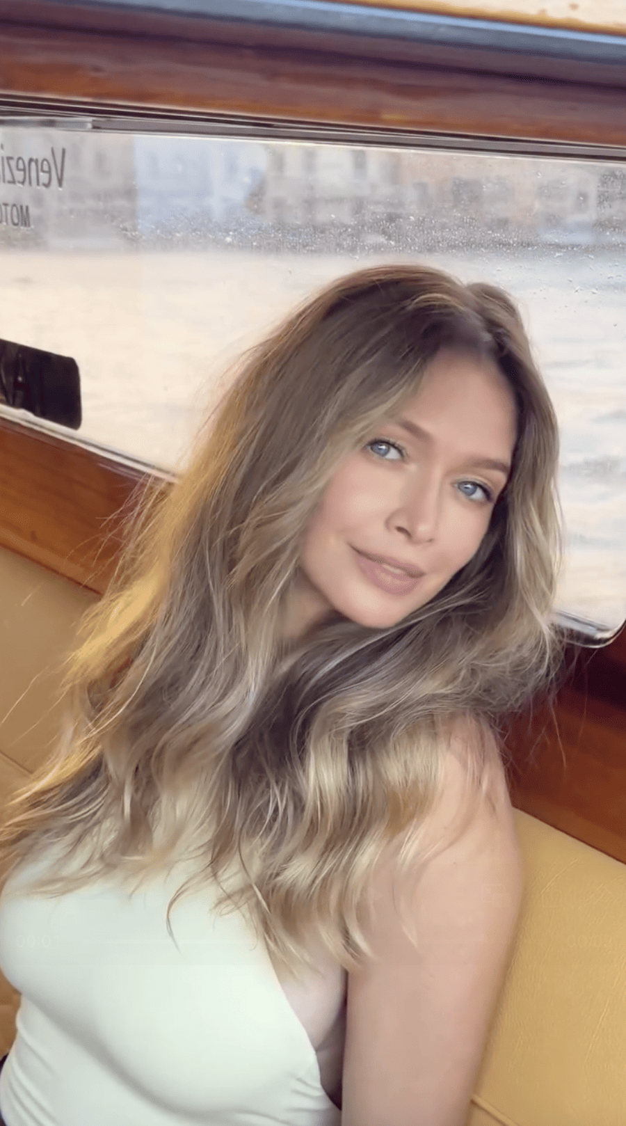 Украинадағы карта компанияларының порно бейнелерін қараңыз