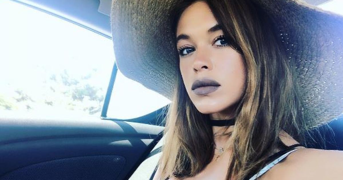 Мария Яремчук показала забавное фото с детства