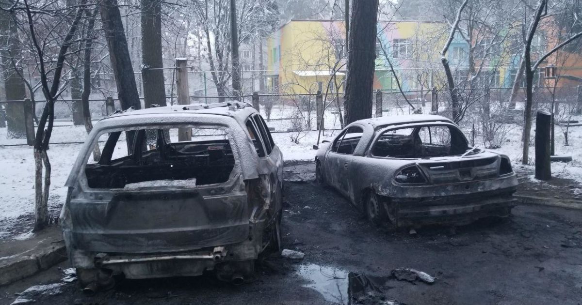 Спалили машину Богдана Слюсаренка_2 / © facebook/Богдан Слюсаренко