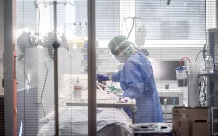 "Вынужден выбирать, кто будет жить": итальянский врач рассказал о работе во время пандемии коронавируса