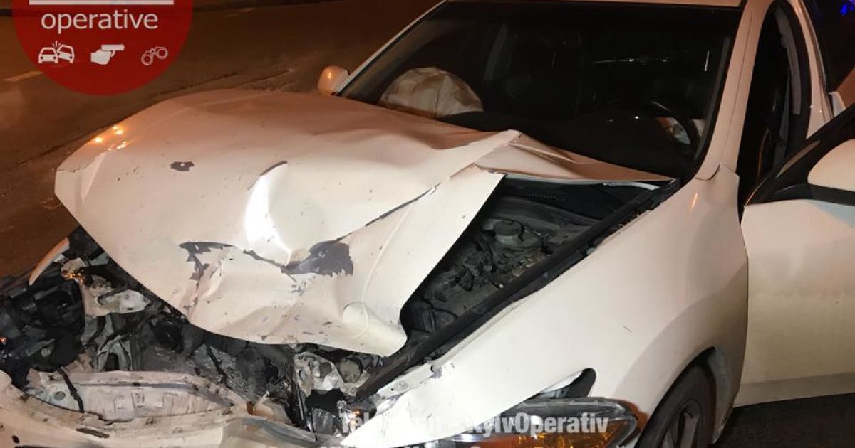 аварія на на перехресті Салютної та Щербаківського в Києві_3 / © Киев Оперативный