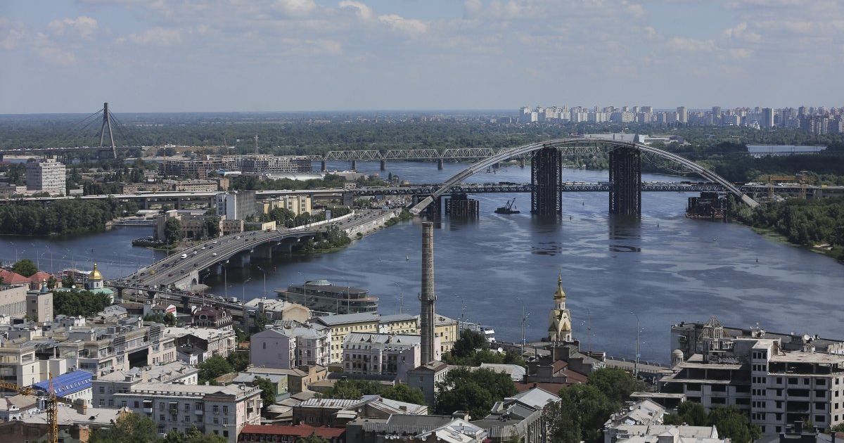 Новоизбранными "слугами народа" подписана декларация об изменениях: обещают закон о Киеве, качественные дороги и бесперебойную горячую воду