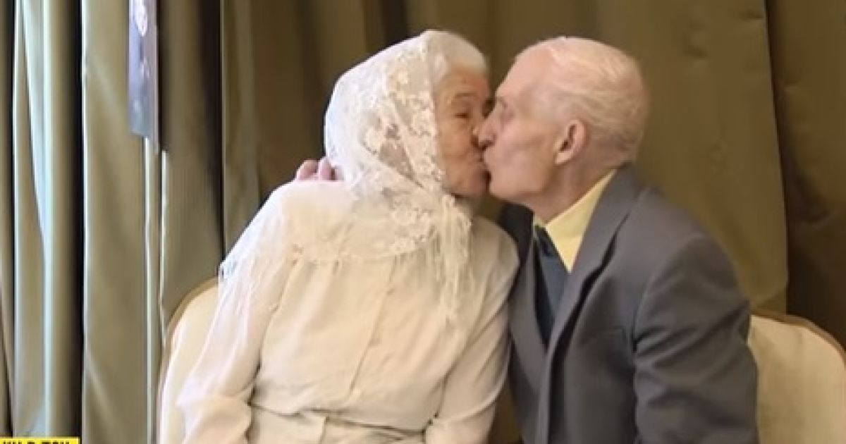 В Киеве супруги отпраздновали 60-летие свадьбы и поделились секретами счастливой семейной жизни