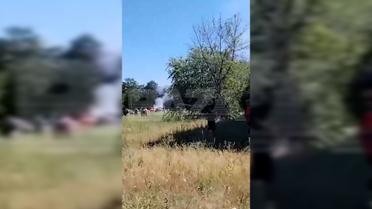 Вспыхнула во время движения: в РФ взорвалась машина начальника штаба воинской части